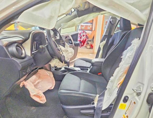 2018 TOYOTA RAV4 LE 7