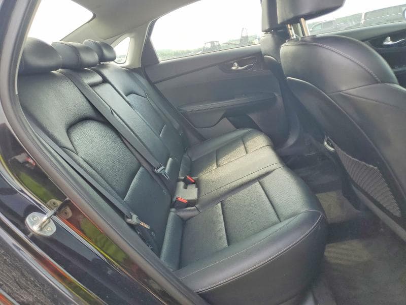 2019 KIA FORTE EX 10