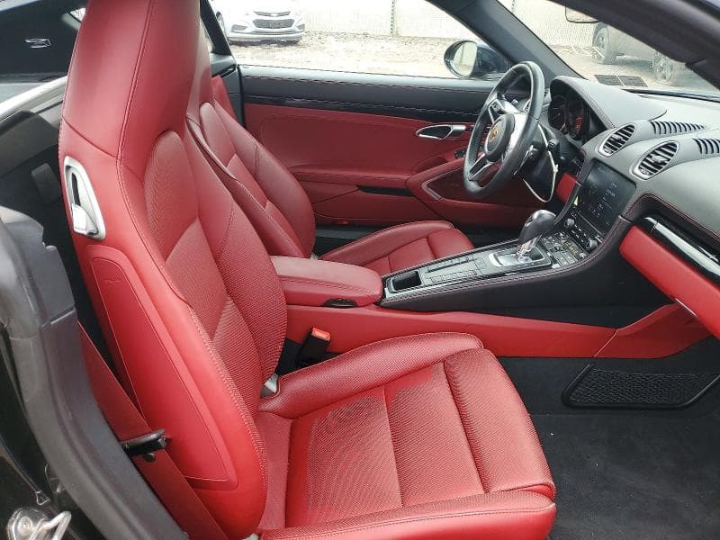 2021 PORSCHE CAYMAN BASE 10