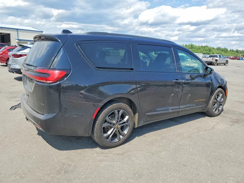 2024 CHRYSLER PACIFICA TOURING L 3