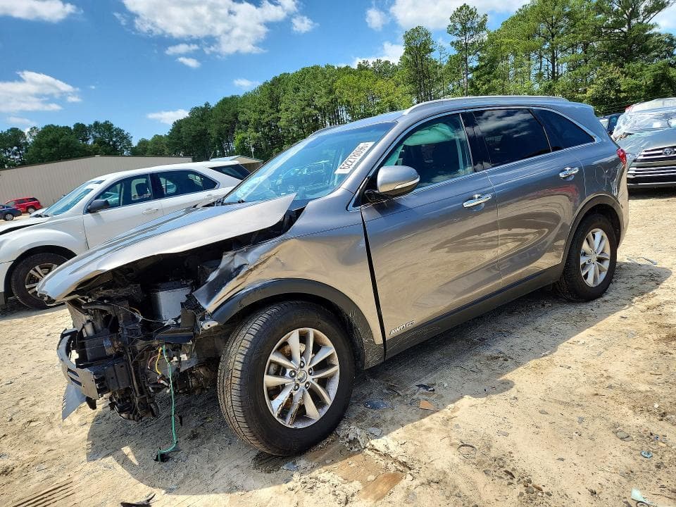 2017 KIA SORENTO LX V6 - 1