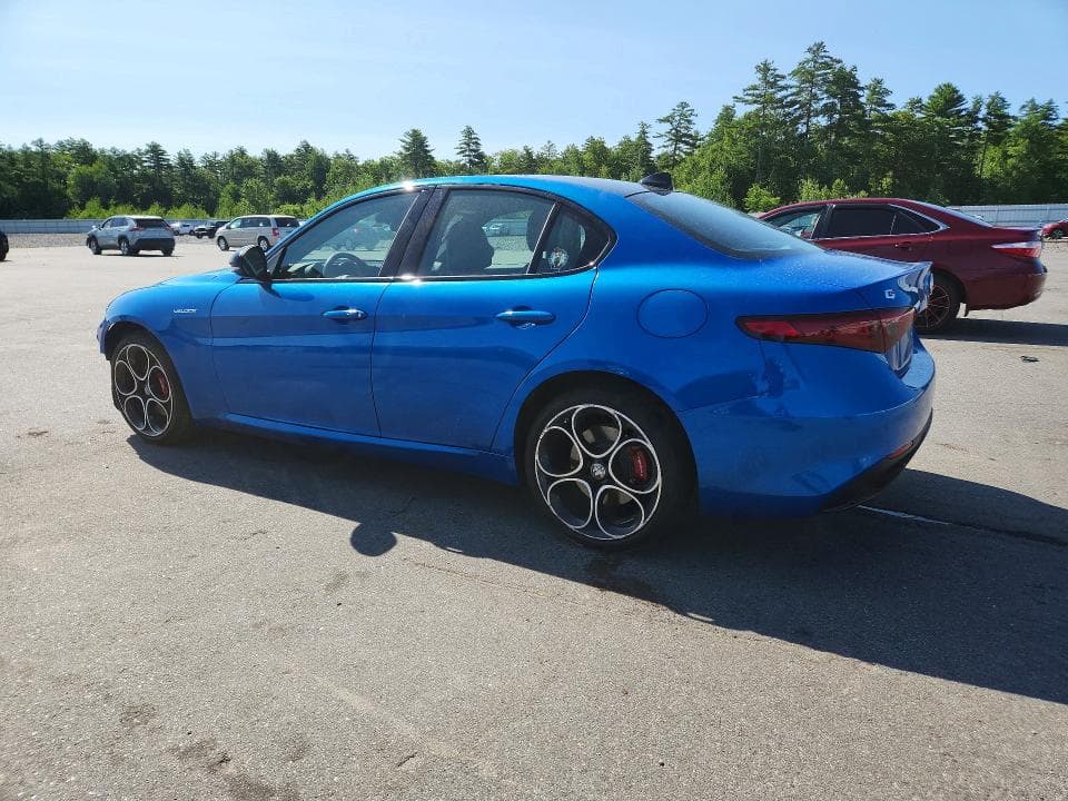 2022 ALFA ROMEO GIULIA SUPER 2
