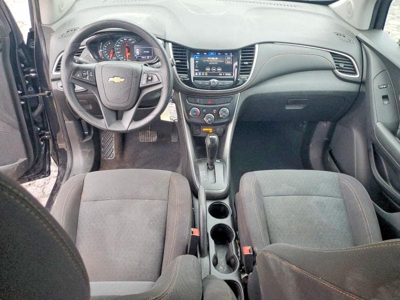 2020 CHEVROLET TRAX LS 8