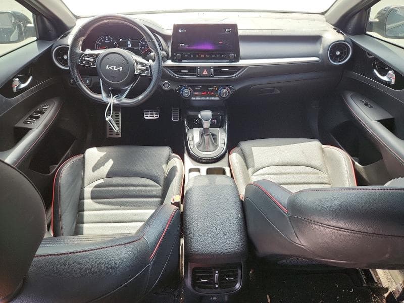 2022 KIA FORTE GT 8