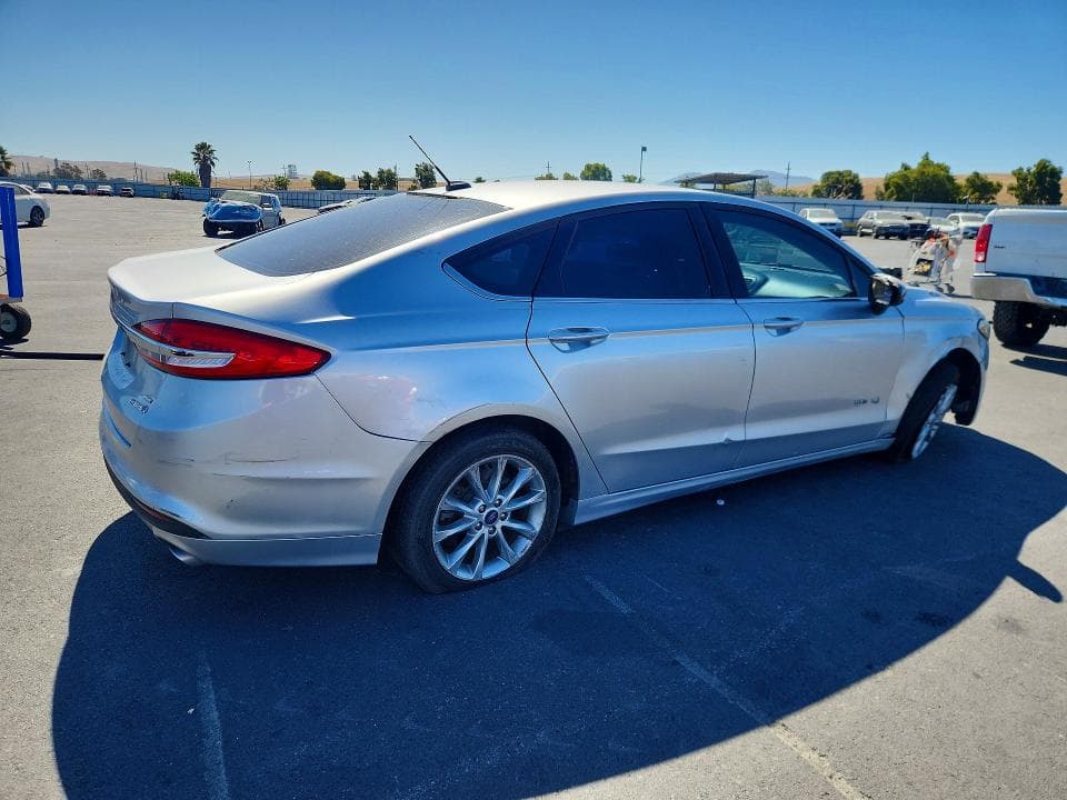 2017 FORD FUSION SE HYBRID 3