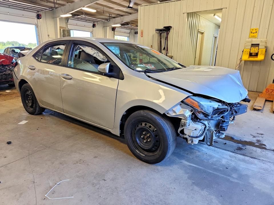 2017 TOYOTA COROLLA LE 4