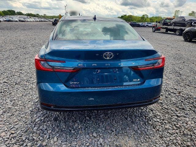 2026 TOYOTA CAMRY XLE 6