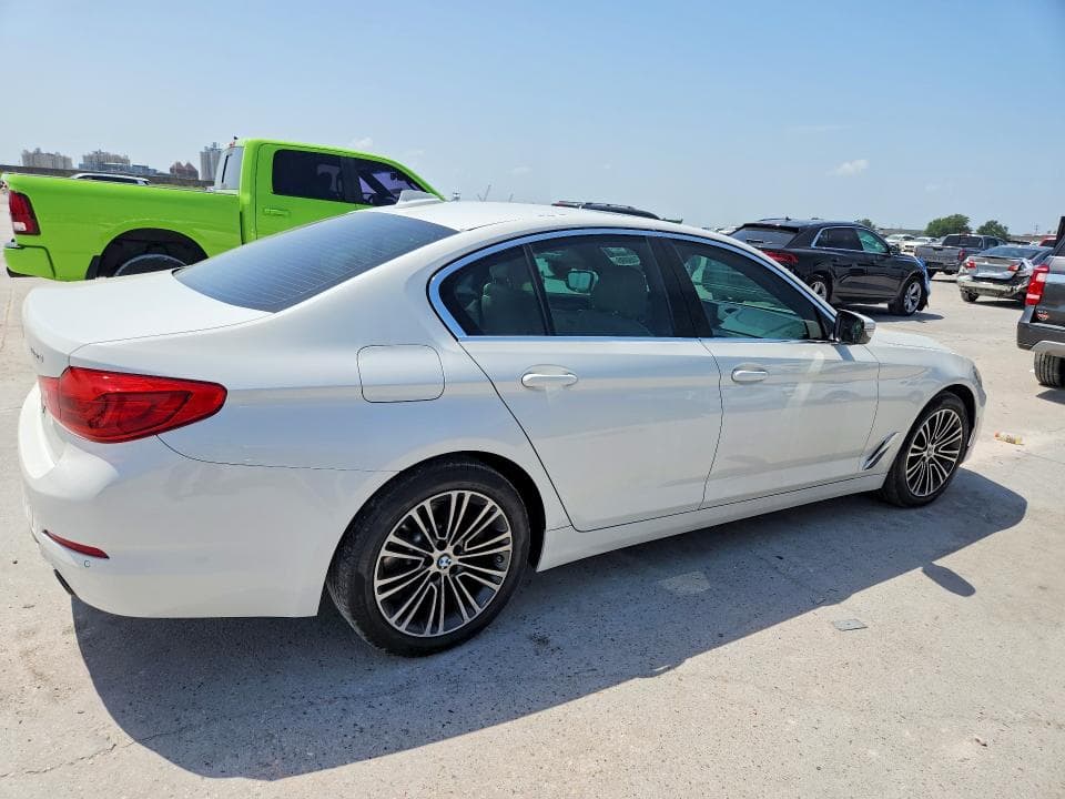 2019 BMW 530 XI 3