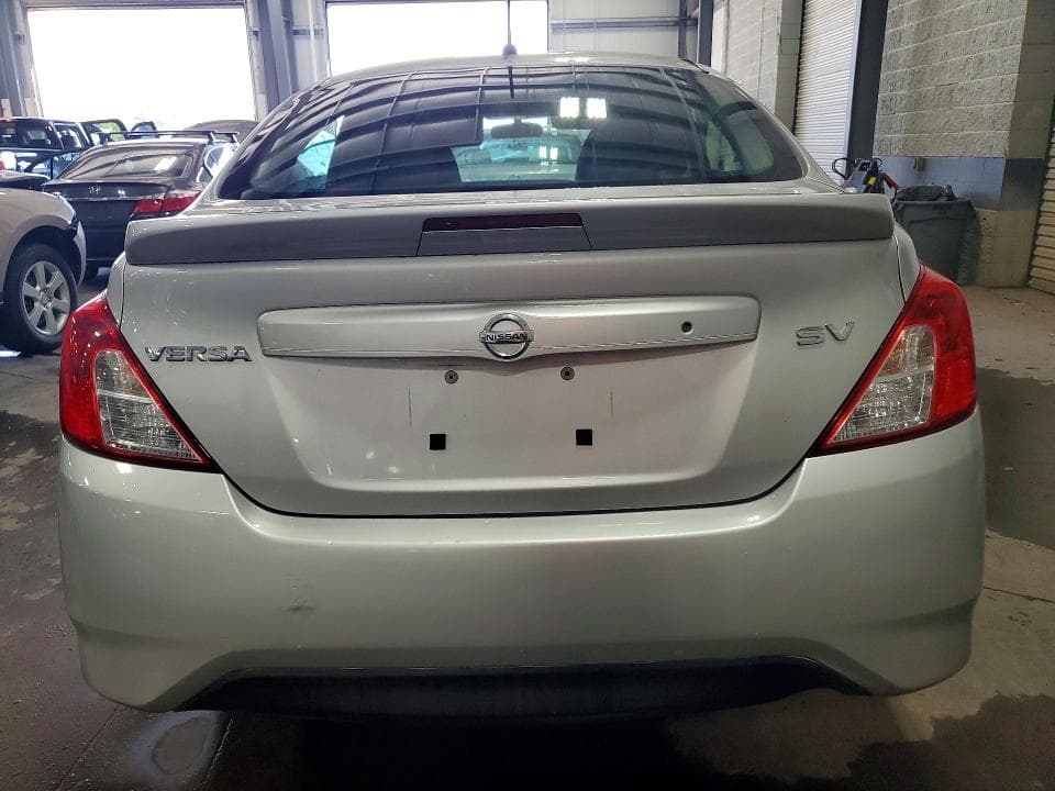 2017 NISSAN VERSA 1.6 SV 6