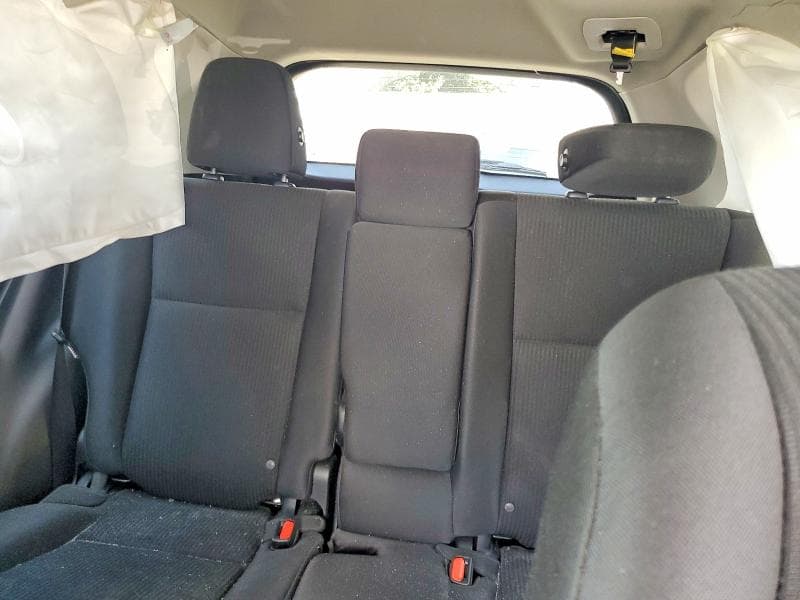 2018 TOYOTA RAV4 LE 10