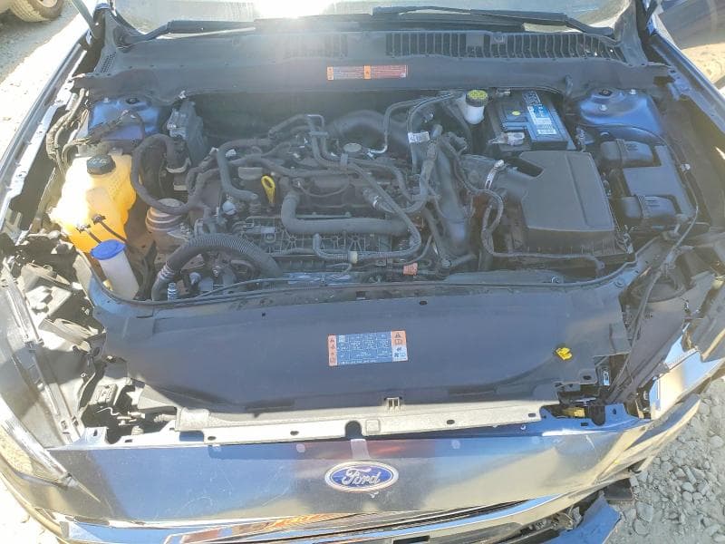 2019 FORD FUSION SE 11