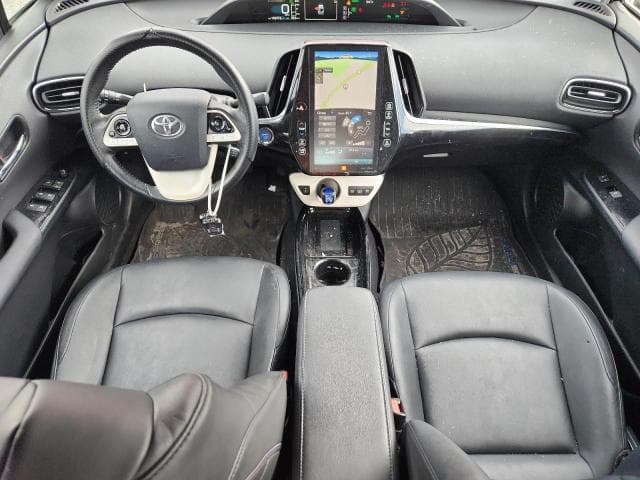 2017 TOYOTA PRIUS PRIME ADVANCED 8