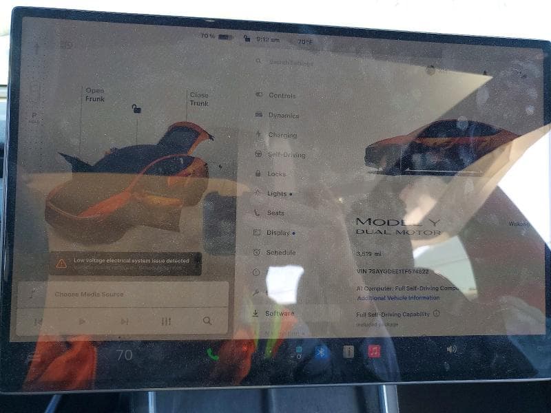 2026 TESLA MODEL Y 9