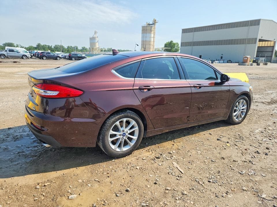 2019 FORD FUSION SE 3