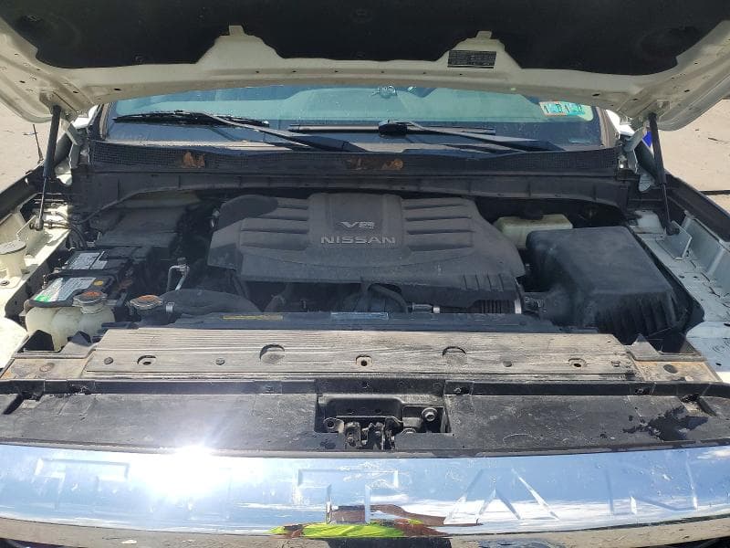 2018 NISSAN TITAN S 11