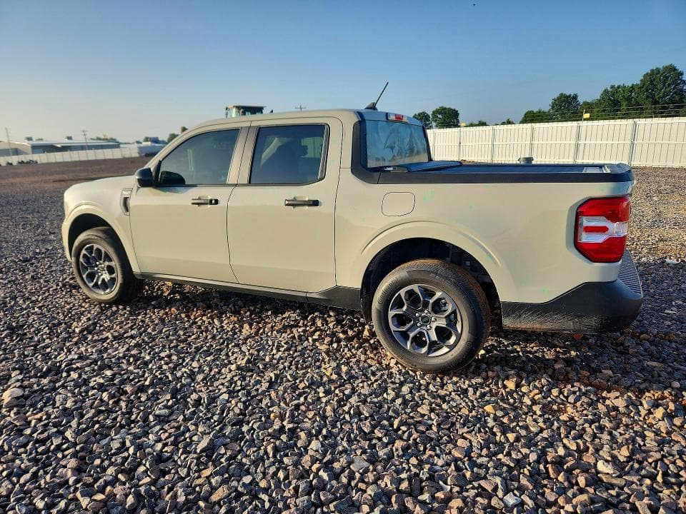 2024 FORD MAVERICK XLT 2