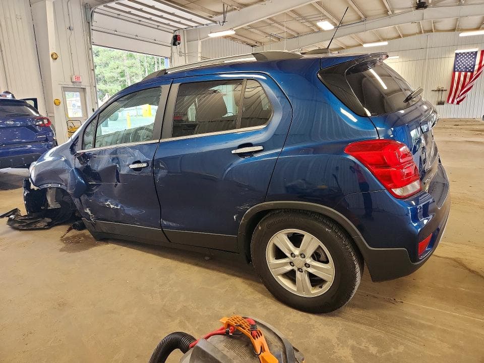 2020 CHEVROLET TRAX 1LT 2
