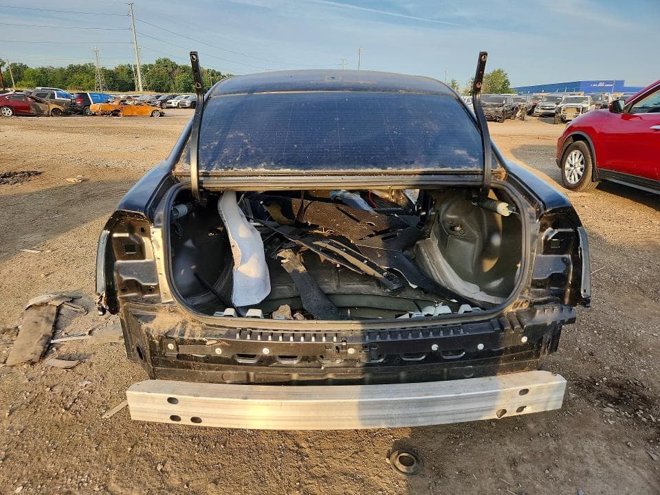 2019 CHRYSLER 300 6