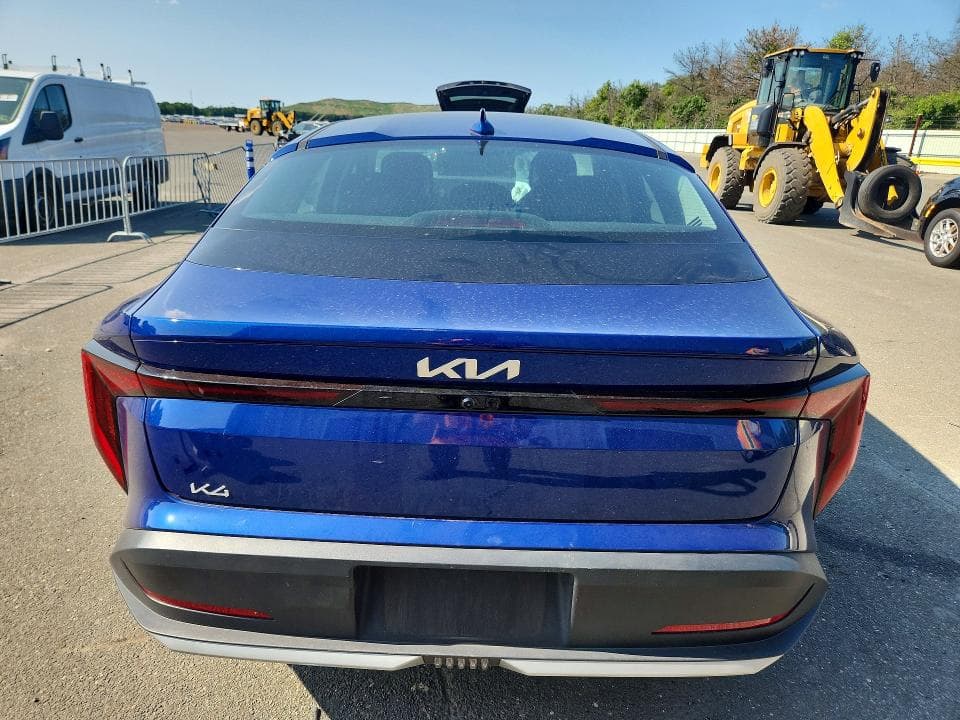 2026 KIA K4 LXS 6