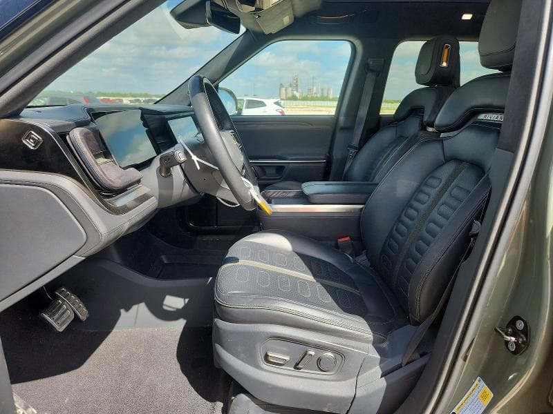 2022 RIVIAN R1T LAUNCH EDITION 7