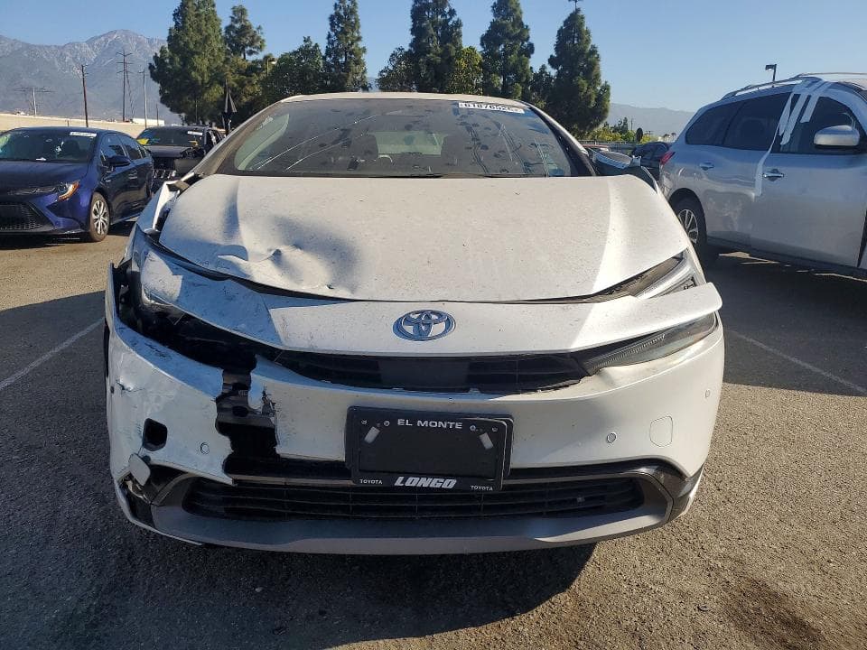2023 TOYOTA PRIUS XLE 5