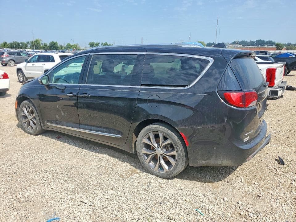 2017 CHRYSLER PACIFICA LIMITED 2