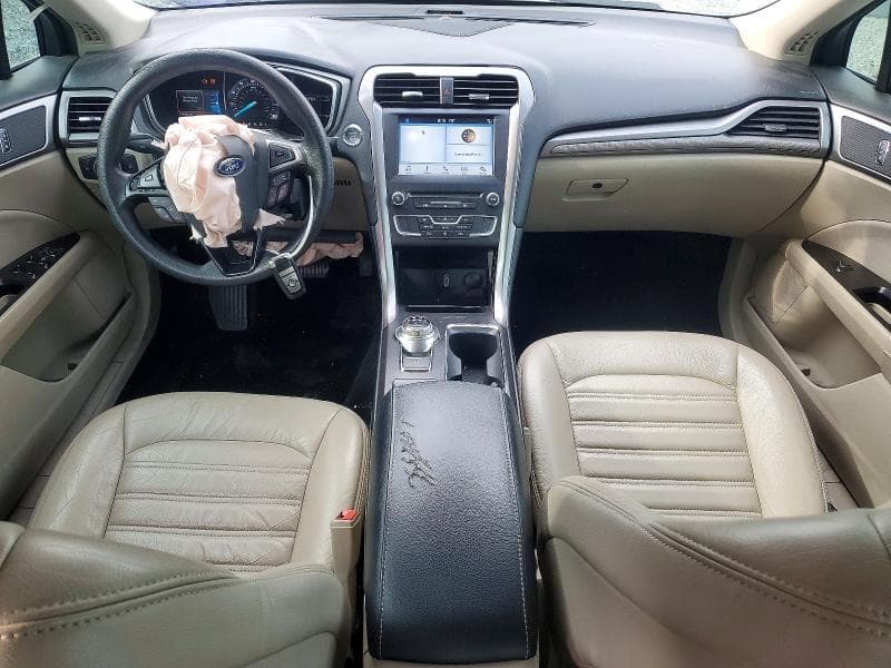 2017 FORD FUSION SE 8