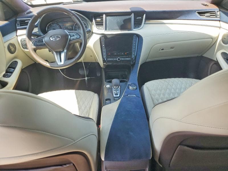 2019 INFINITI QX50 ESSENTIAL 8