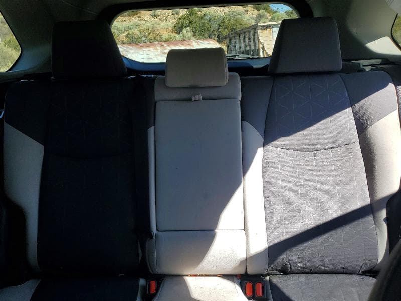 2019 TOYOTA RAV4 HYBRID XLE 10