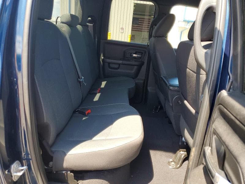 2022 RAM 1500 CLASSIC SLT 10