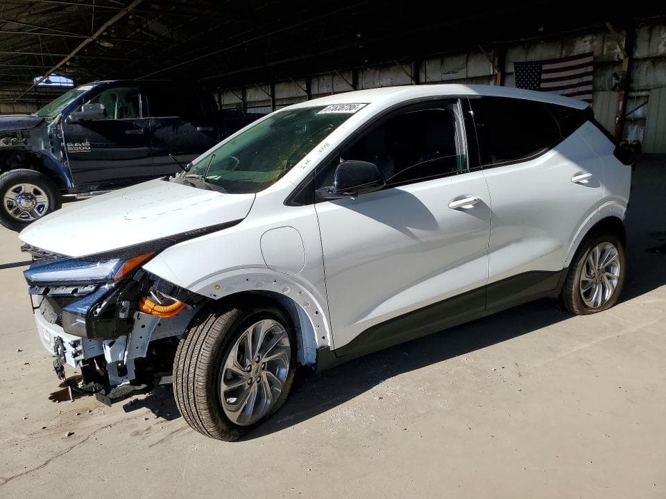 2027 CHEVROLET BOLT LT - 1