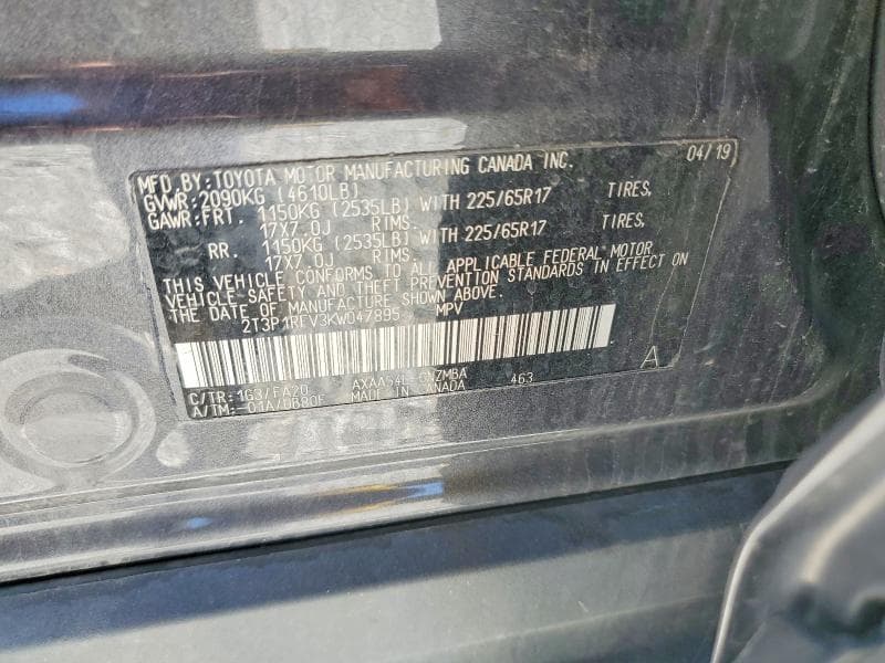 2019 TOYOTA RAV4 XLE 13