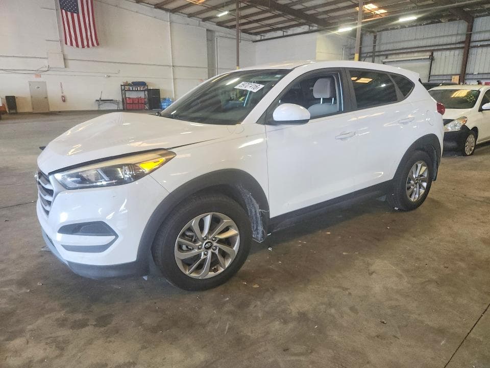 2017 HYUNDAI TUCSON SE - 1