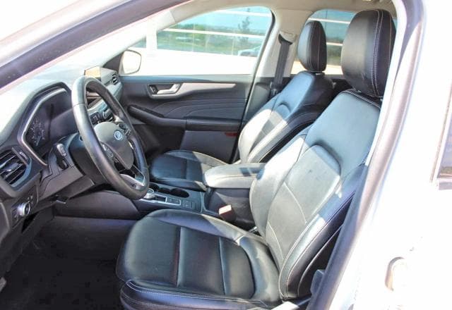 2022 FORD ESCAPE SEL 9