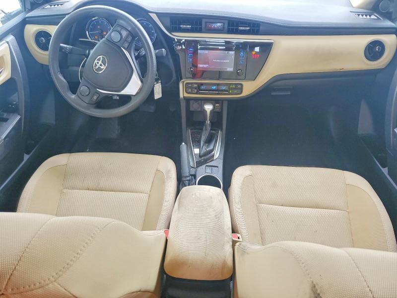 2018 TOYOTA COROLLA LE 8