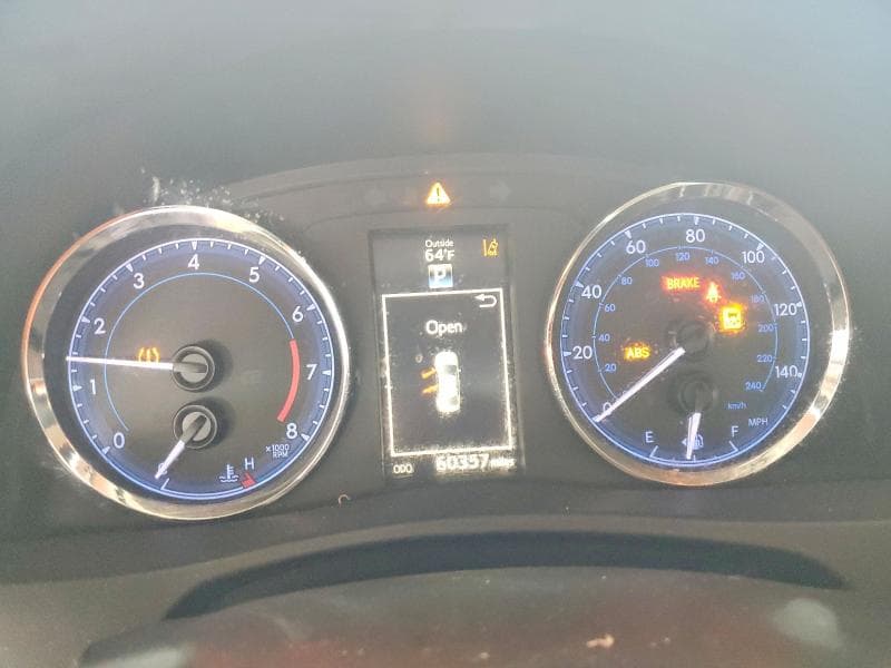 2019 TOYOTA COROLLA XSE 9