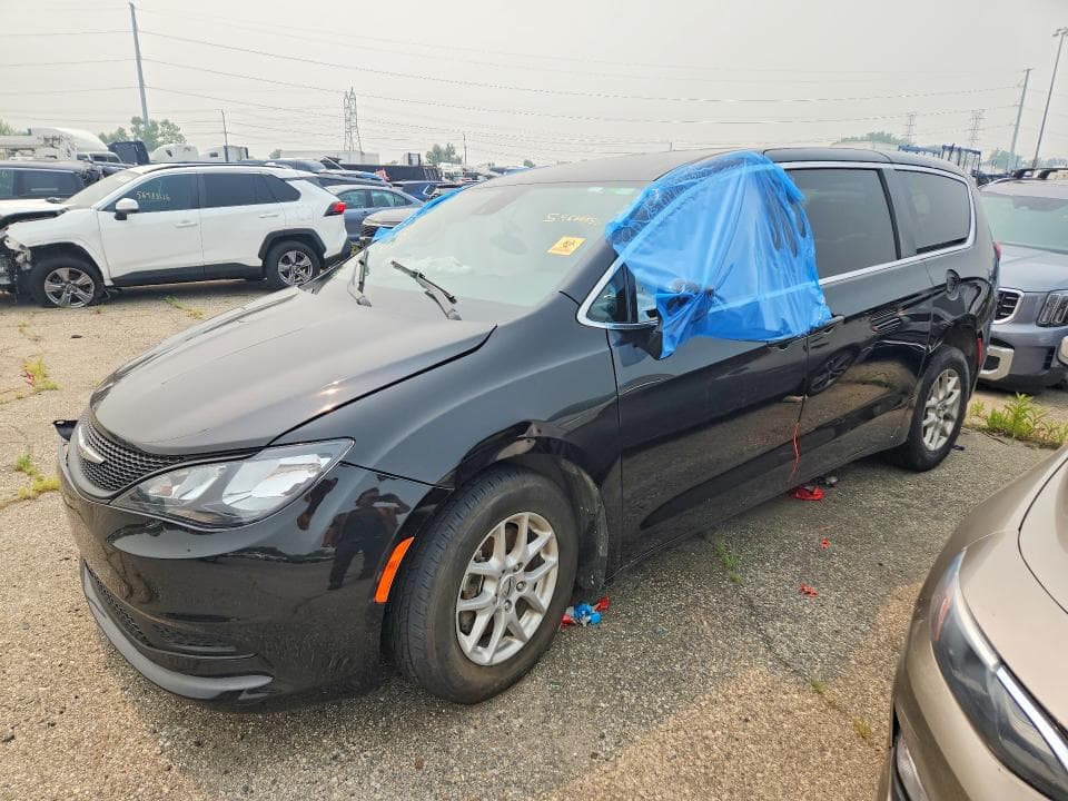2024 CHRYSLER VOYAGER LX - 1