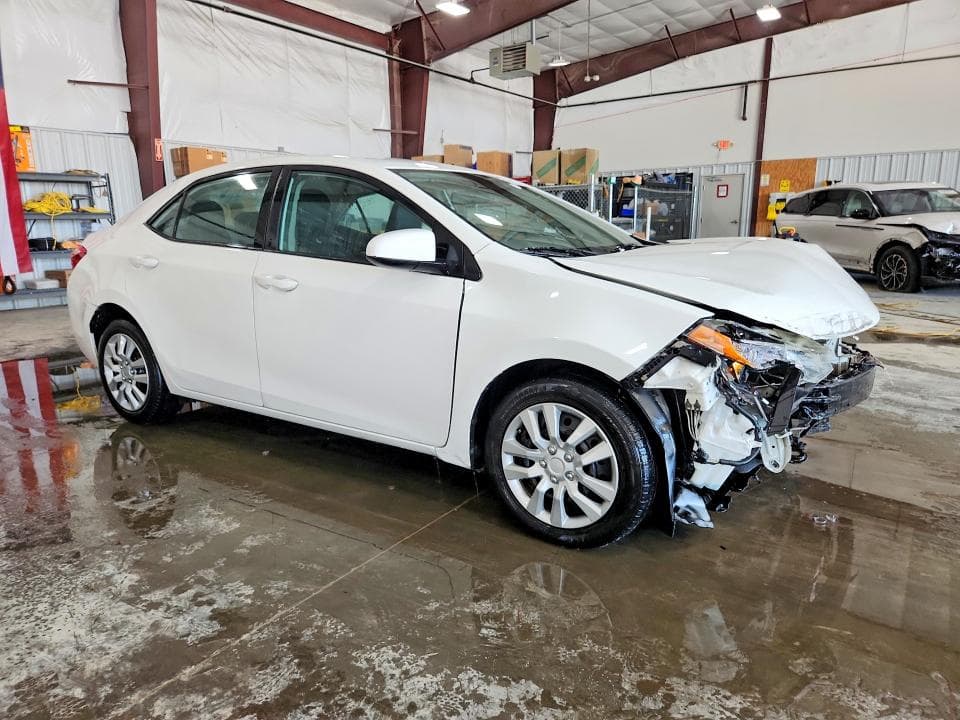 2017 TOYOTA COROLLA LE 4
