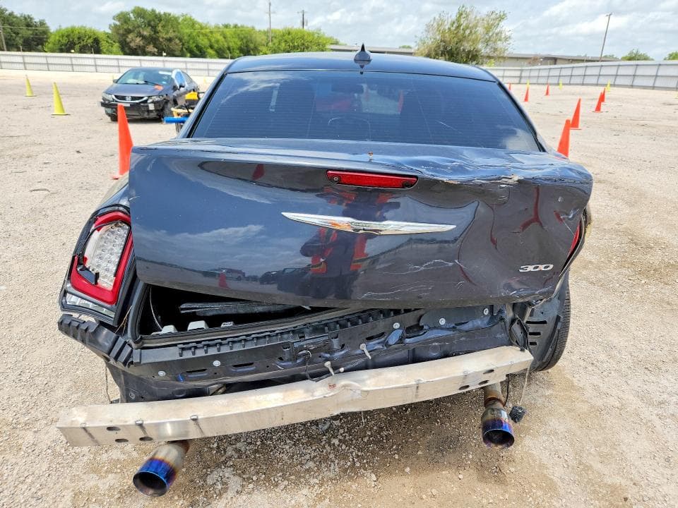 2019 CHRYSLER 300 TOURING 6
