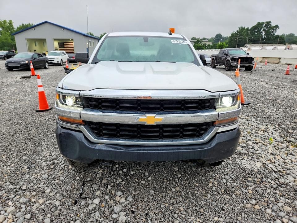 2017 CHEVROLET SILVERADO K1500 5