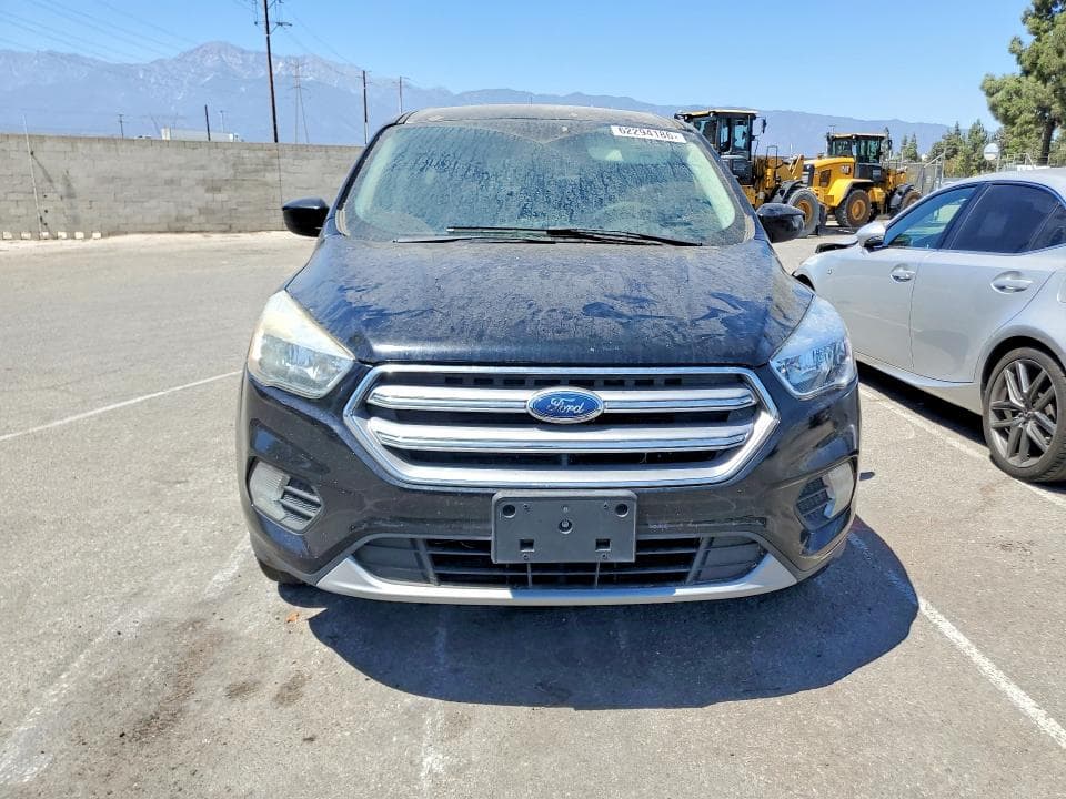 2017 FORD ESCAPE SE 5