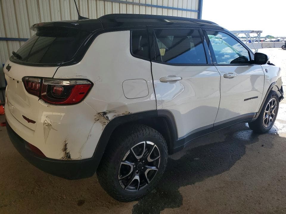 2025 JEEP COMPASS TRAILHAWK 3