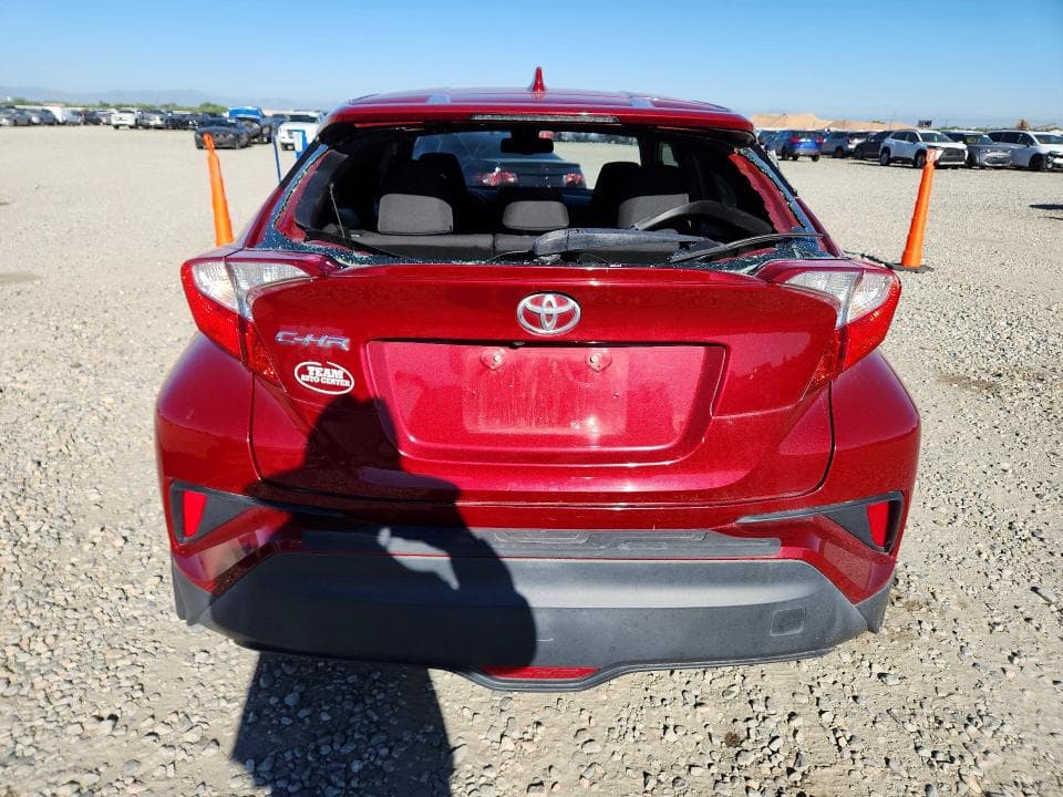 2018 TOYOTA C-HR XLE PREMIUM 6