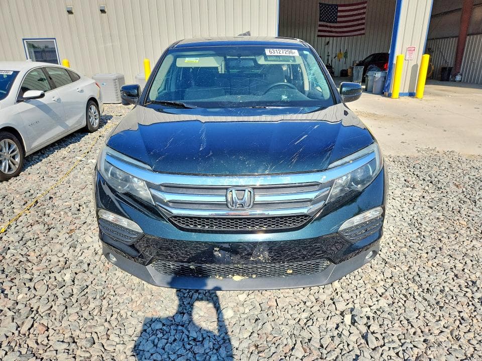 2018 HONDA PILOT EX 5