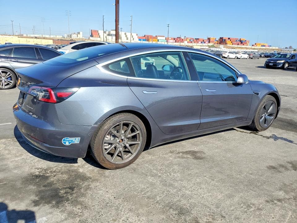 2020 TESLA MODEL 3 3