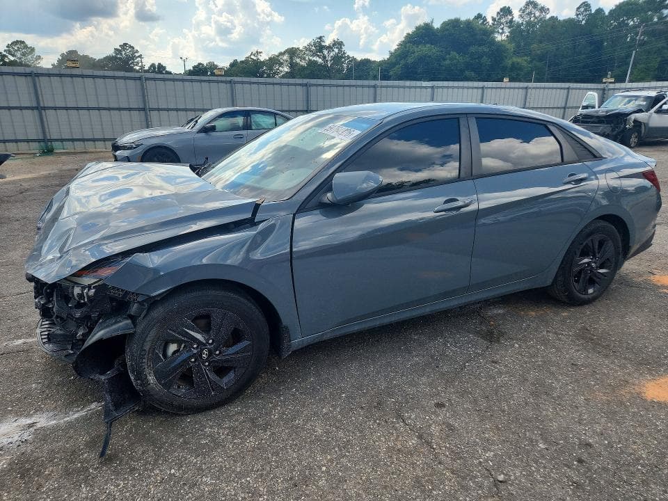 2022 HYUNDAI ELANTRA SEL