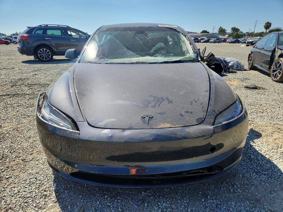 2025 TESLA MODEL 3 5