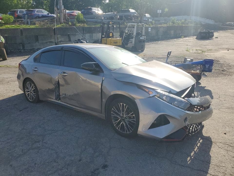 2023 KIA FORTE GT LINE 4