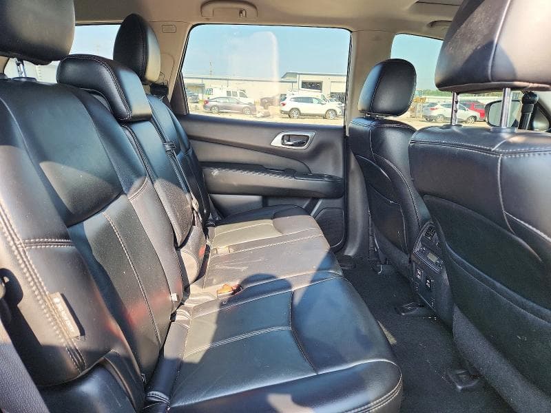 2018 NISSAN PATHFINDER SL 11