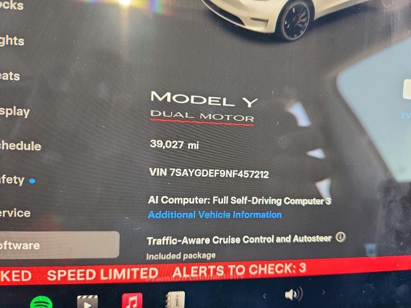 2022 TESLA MODEL Y 9